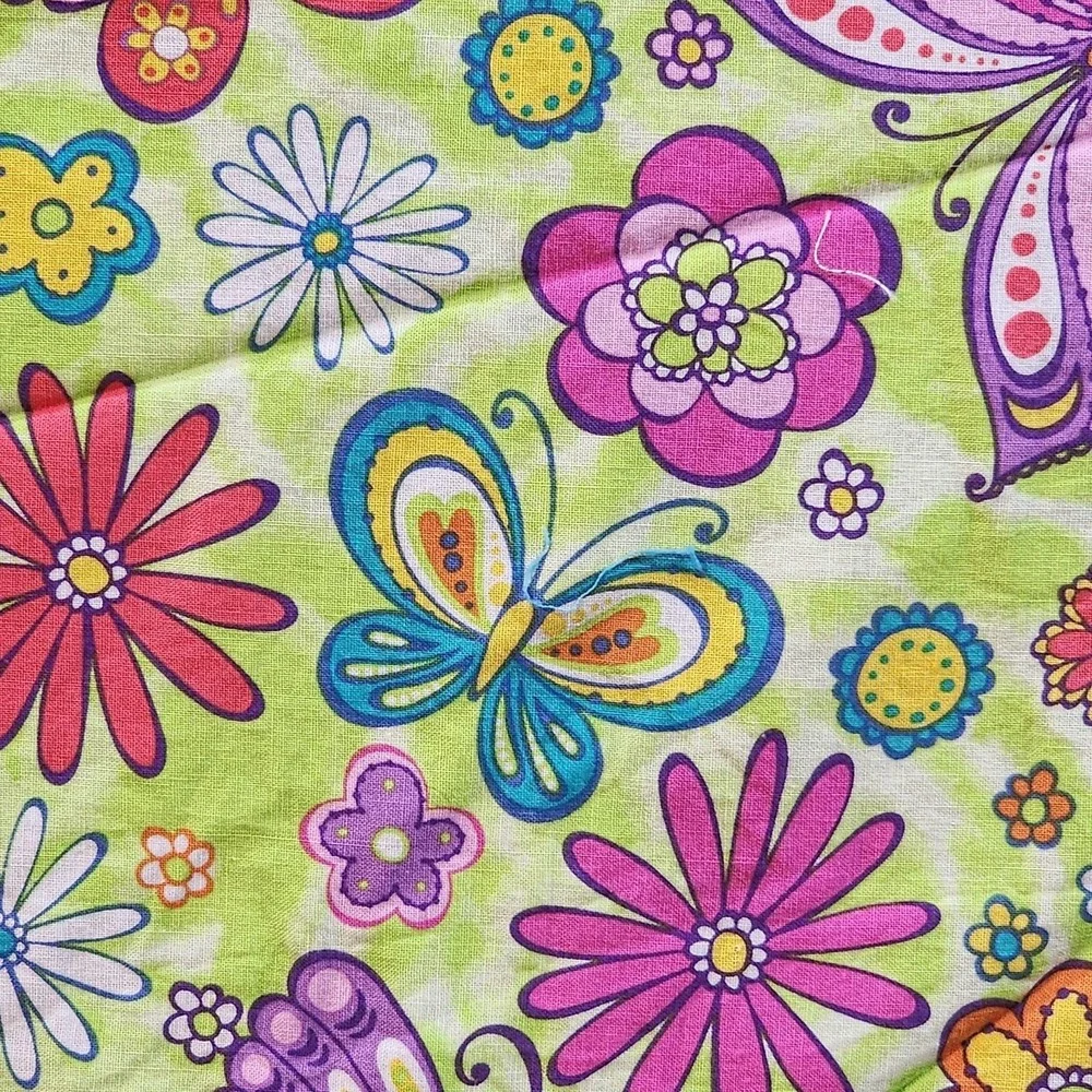 Vintage Butterfly Flower Power Fabric Remnant 35x34 Hippie Floral Cotton‎ Sewing